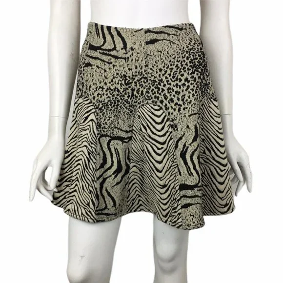 Victoria's Secret Skirt Animal Print Stretch NWOT - Picture 1 of 8
